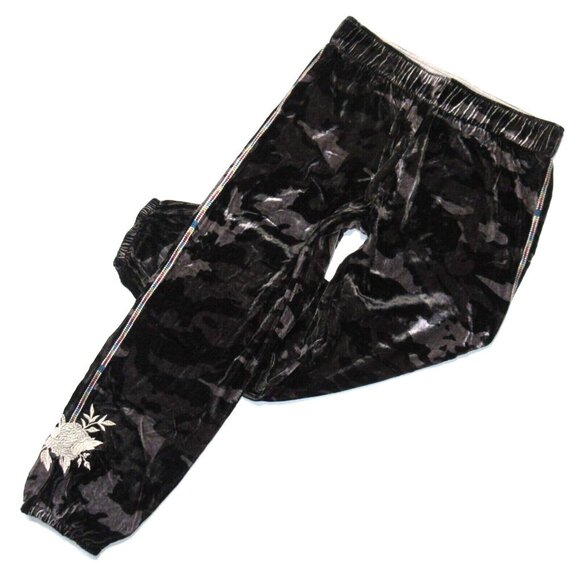 Johnny Was Pants - NWT Johnny Was Santal Velvet Jogger in Moonlight Camo Camouflage Pants M